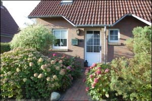 Bild 2: Haus Sandglöckchen - Komfortable Doppelhaushälfte in Greetsiel