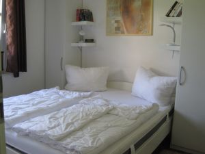 Doppelbett - Bild 10: Ferienwohnung Marite Scharbeutz-Klingberg
