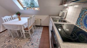 in Wohnküche - Bild 9: Norden/ Norddeich Ferienwohnung Mery für 2-4 Personen, Balkon, + Hund