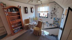 vor der Ferienwohnung - Bild 18: Norden/ Norddeich Ferienwohnung Mery für 2-4 Personen, Balkon, + Hund