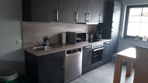 Die Wohnküche mit direktem Zugang zum Garten - Bild 4: Ferienhaus Casa Renata in der wunderschönen Landschaft der Eifel