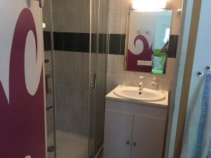 Bild 12: Romantik mit Komfort im Eichenwald, naehe Verdon Schluchten und See