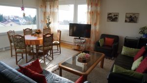 Flachbildschirm, Radio, WLAN - Bild 3: Ferienwohnung Mehl in Immenstaad/Bodensee - mit Panorama-See- u. Alpenblick