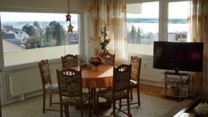 Essplatz mit schönem See- und Alpenblick - Bild 4: Ferienwohnung Mehl in Immenstaad/Bodensee - mit Panorama-See- u. Alpenblick