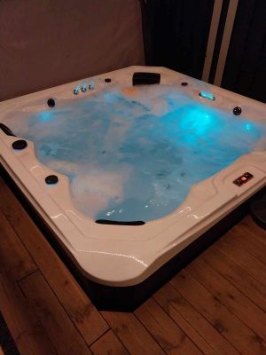 Whirlpool - Bild 23: Ferienwohnung am Moosweiher