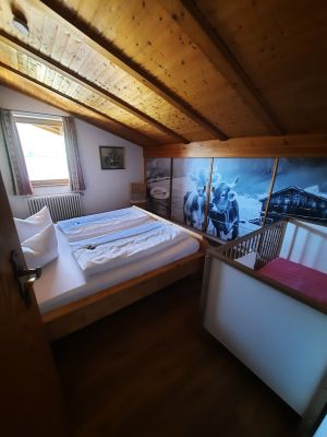 Bild 2: Familiensuite "Bergblick" mit Königscard