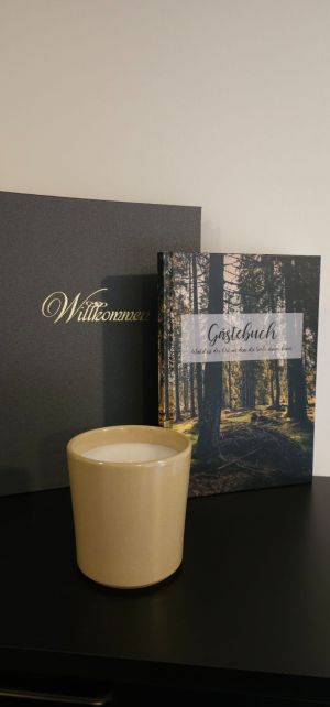 Bild 4: Modernes, eingezäuntes 5* Haus mit Blick ins Grüne in der Vulkaneifel