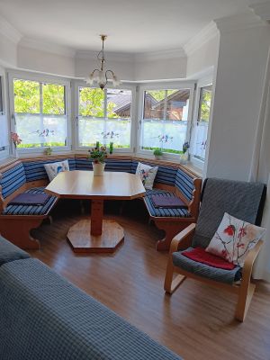 Unser "Speisesaal" - Bild 1: Ferienwohnung Seidenschwann, Urlaub unter der Zugspitze