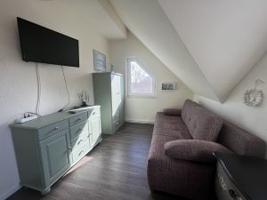 zusätzliche Schlafcouch und TV - Bild 10: Wohlfühloase am Naturstrand Ostseeperle